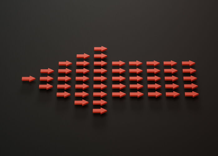 Ensemble de flèches dirigée vers la gauche, représentant la démarche Working Backwards